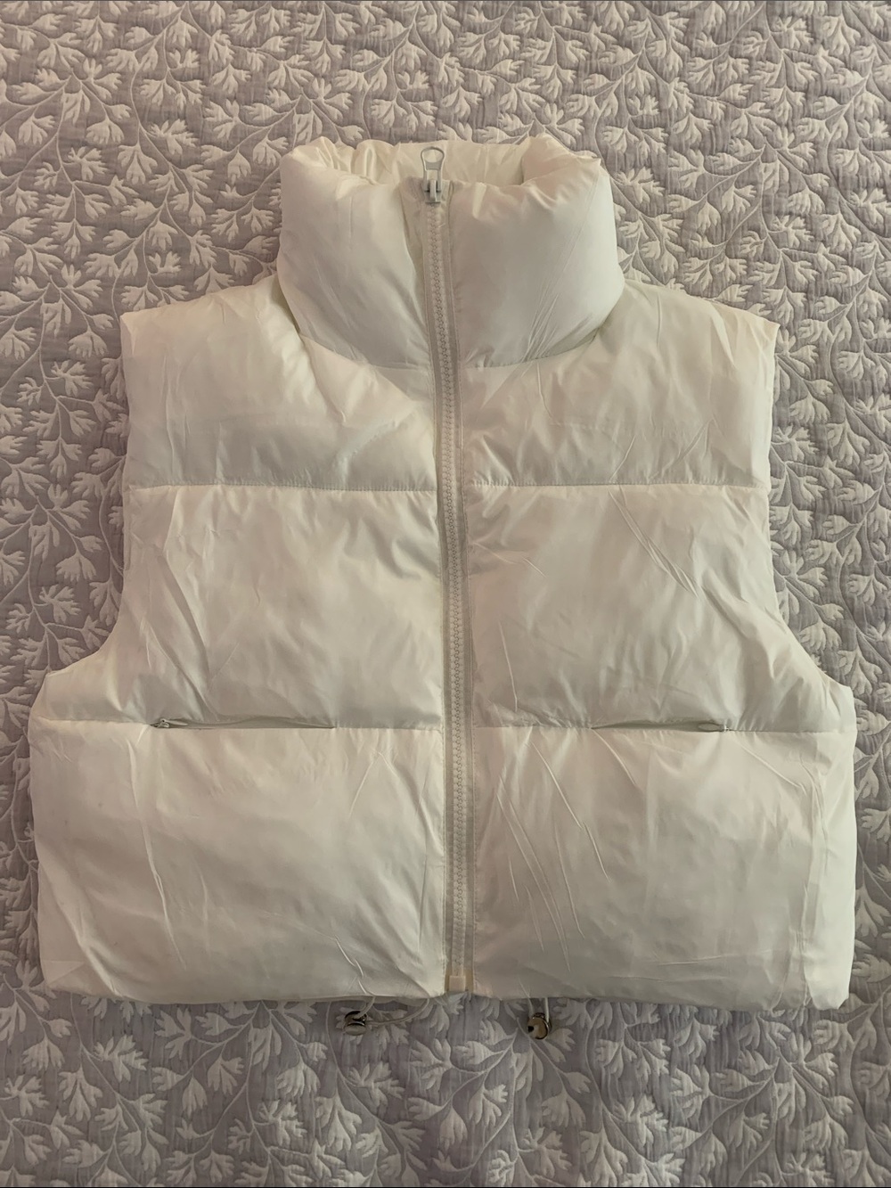 Cropped White Puffer Vest with High Collar